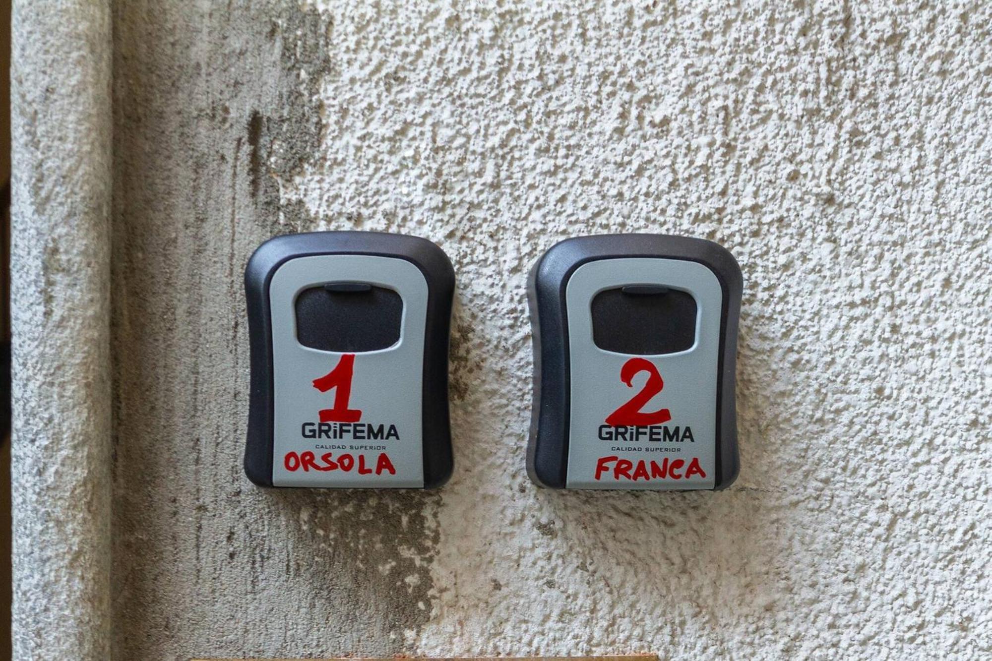 A Casa Di Ninni "Franca Room" Torino Esterno foto